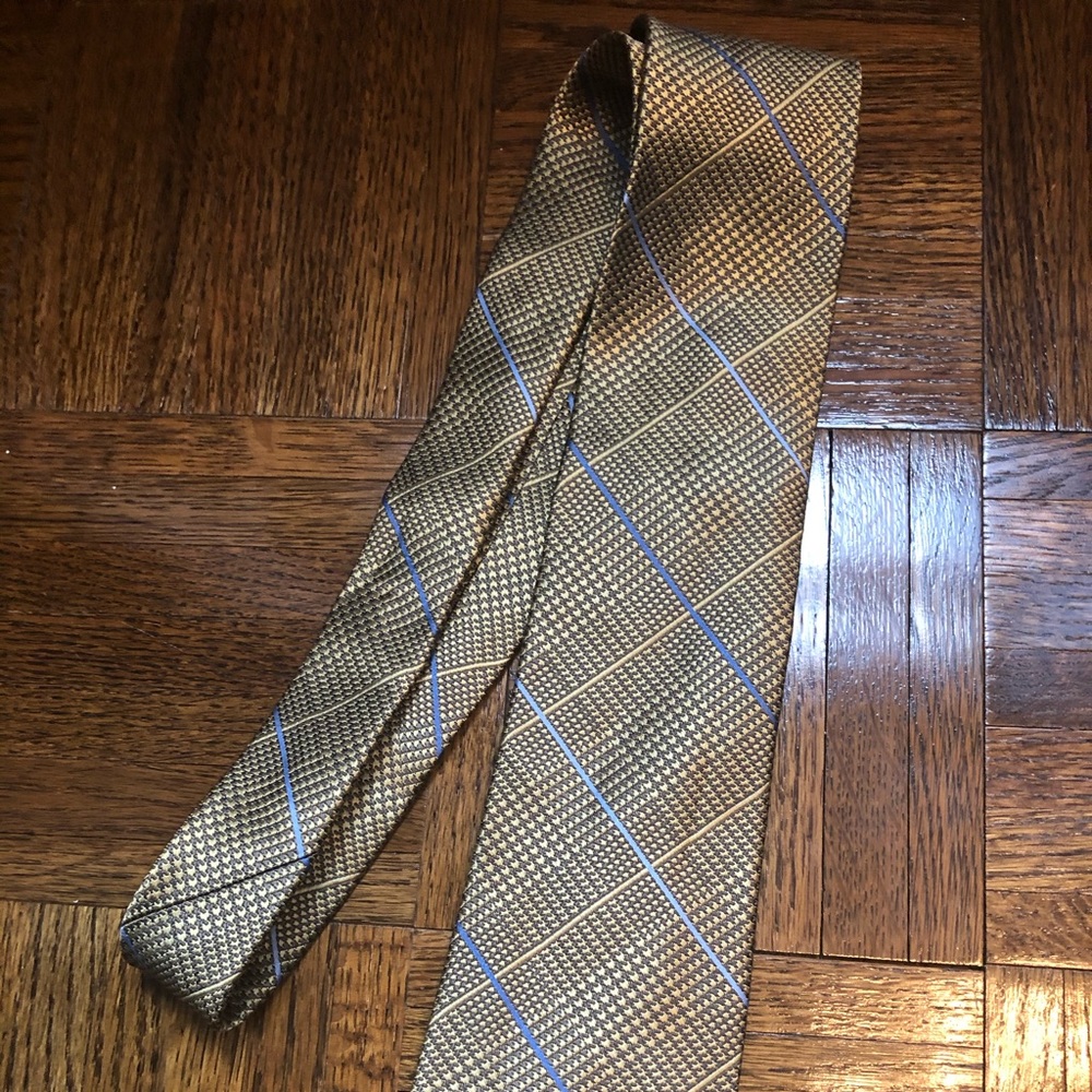 Custom Suit Tie from Tom James 100% Silk